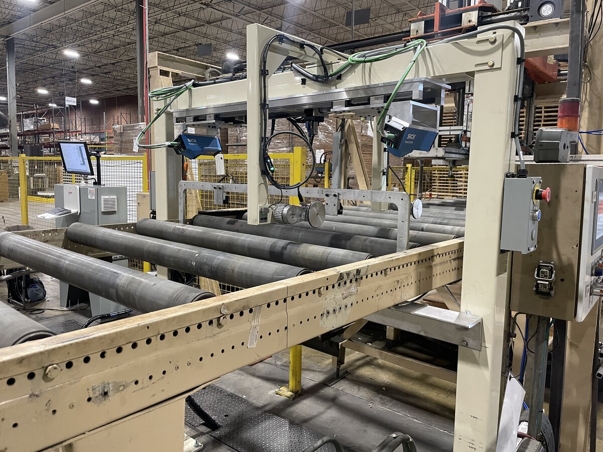 Door surface inspection line with 3D profilers