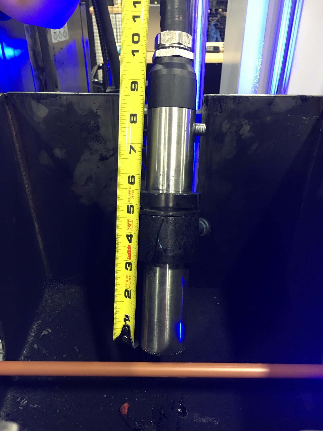 Imaging head and optical stack mounted over the extruded pipe on the line