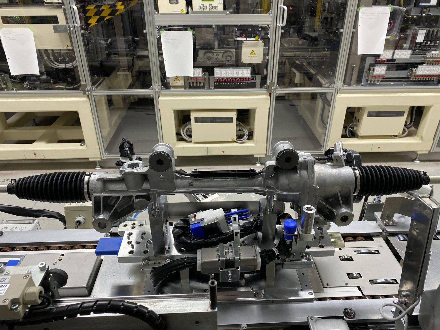 Power steering rack assembly loaded in the inspection fixture